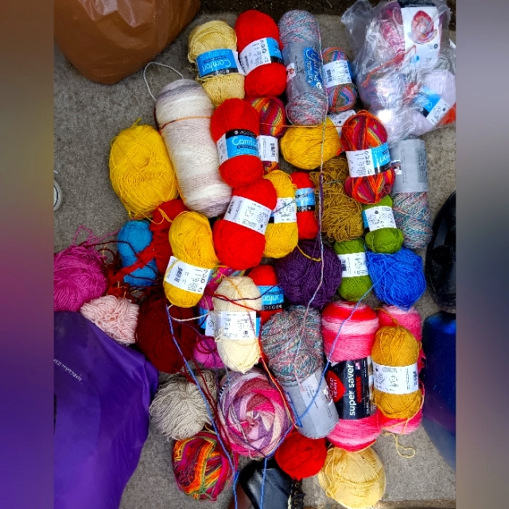 Over 30 things of yarn all brand new w/tags
